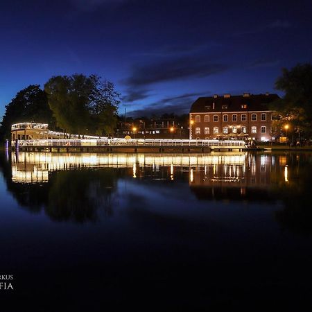 Centrum Konferencyjne Zamek Hotel ชเตชชีแนค ภายนอก รูปภาพ